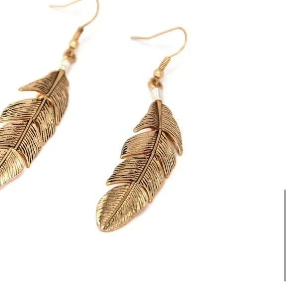 New! Boho Feather Dangle Gold Tone Textured Quality Earring’s - Picture 11 of 13